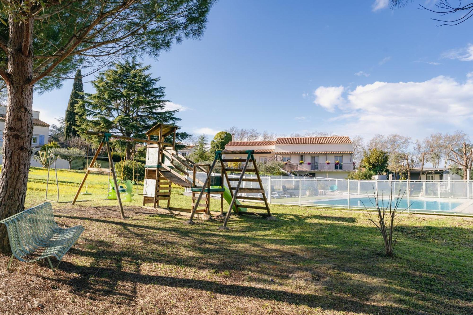 Les Gites De Ginestas Exterior foto
