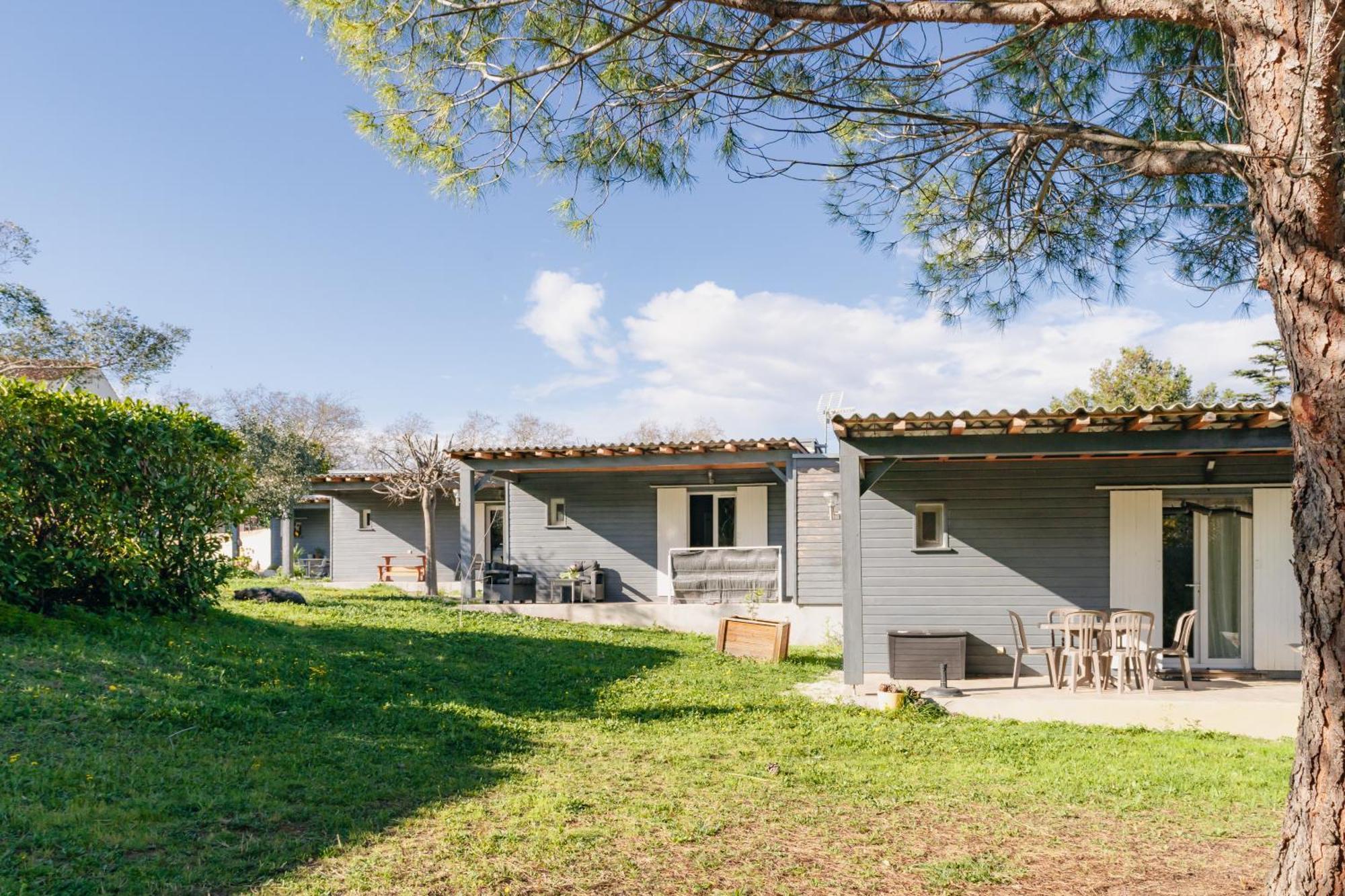 Les Gites De Ginestas Exterior foto